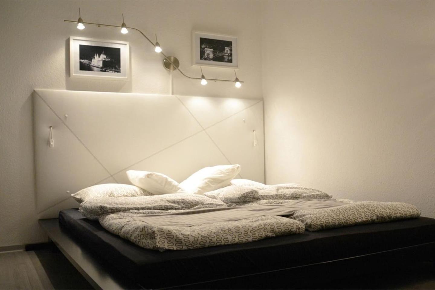 Szocs Apartment I. Boedapest Buitenkant foto