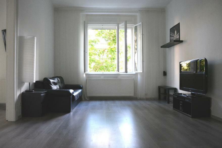 Szocs Apartment I. Boedapest Buitenkant foto