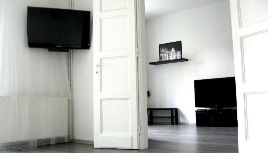 Szocs Apartment I. Boedapest Buitenkant foto